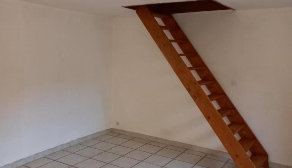 Logement tudiant Studio à Abbville la Rivire (91150)