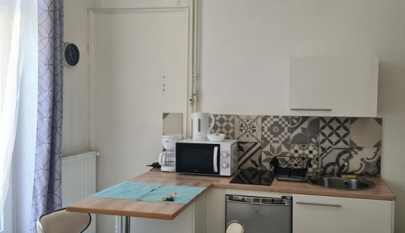 Logement tudiant Studio à Abrest (03200)