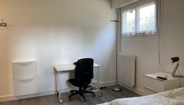 Logement tudiant Studio à Aigremont (78240)