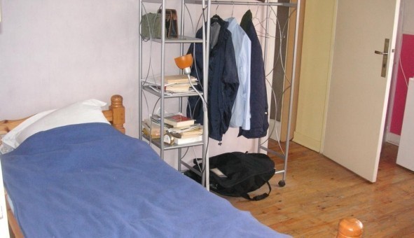 Logement tudiant Studio à Alenon (61000)