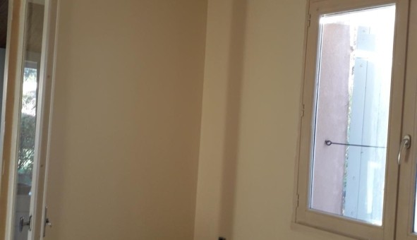 Logement tudiant Studio à Alixan (26300)