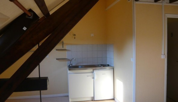 Logement tudiant Location Studio Vide Allonne (60000)