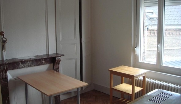 Logement tudiant Studio à Amiens (80090)