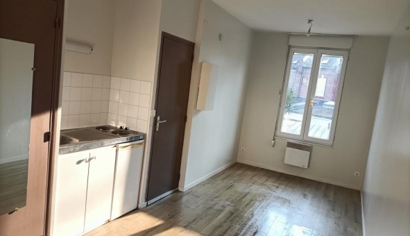 Logement tudiant Location Studio Vide Amiens (80090)