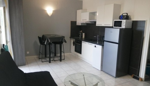 Logement tudiant Studio à Ancne (26200)