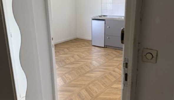 Logement tudiant Location Studio Vide Andrsy (78570)