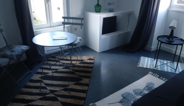 Logement tudiant Studio à Angers (49000)