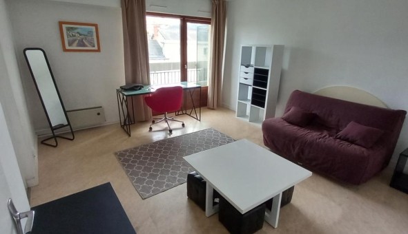 Logement tudiant Location Studio Vide Angers (49000)