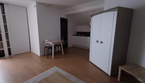 Logement tudiant Studio à Angers (49000)