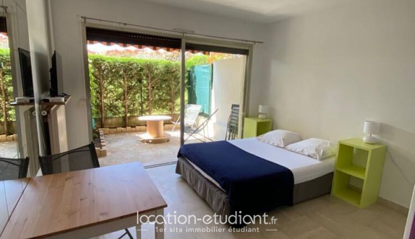 Logement tudiant Location Studio Meublé Antibes (06160)