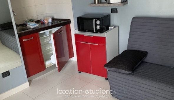 Logement tudiant Location Studio Meublé Antibes (06160)