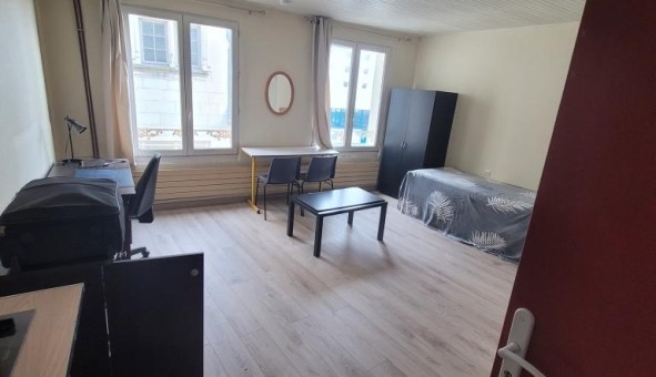 Logement tudiant Studio à Antran (86100)