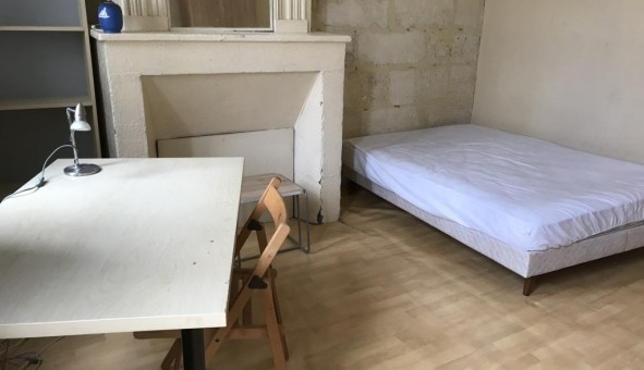 Logement tudiant Studio à Arveyres (33500)