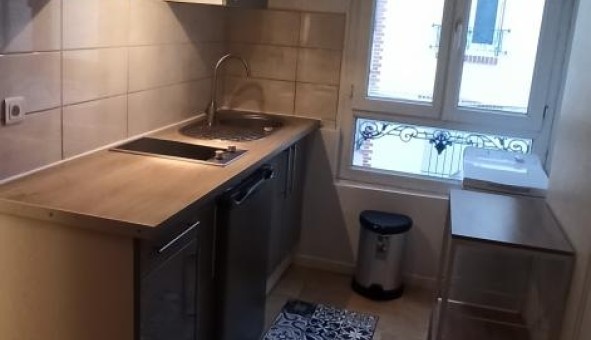 Logement tudiant Studio à Asnires sur Seine (92600)