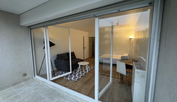 Logement tudiant Studio à Asnires sur Seine (92600)