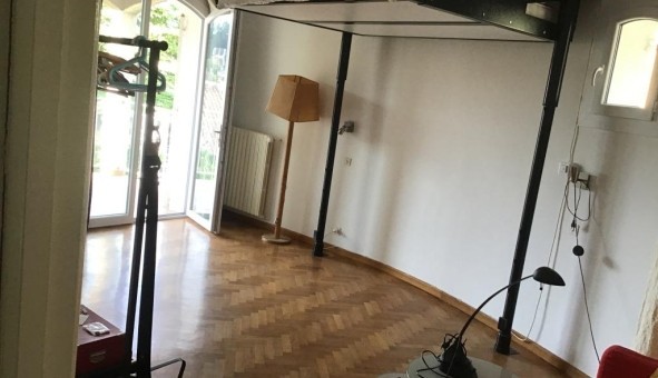 Logement tudiant Studio à Aubagne (13400)