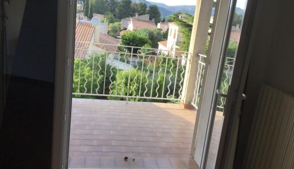 Logement tudiant Studio à Aubagne (13400)