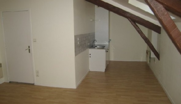 Logement tudiant Studio à Aurillac (15000)