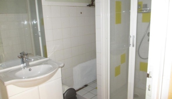 Logement tudiant Studio à Aurillac (15000)