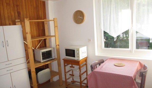 Logement tudiant Studio à Aurillac (15000)