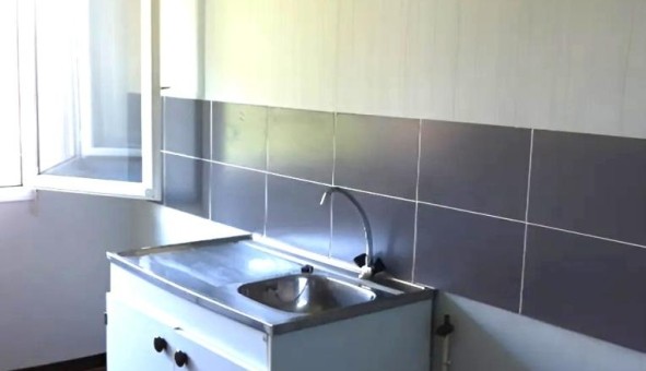 Logement tudiant Studio à Auxerre (89000)