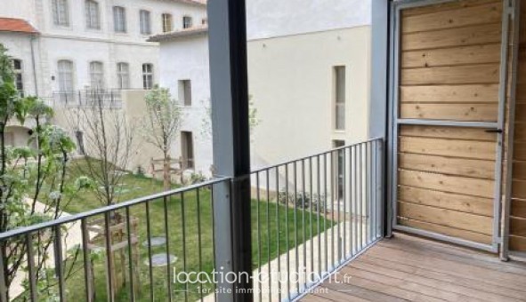 Logement tudiant Studio à Avignon (84000)