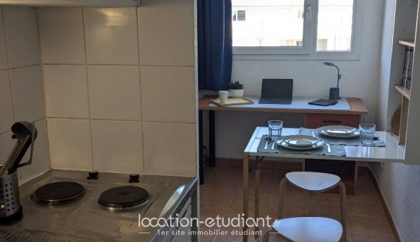 Logement tudiant Studio à Avignon (84000)