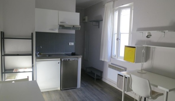 Logement tudiant Studio à Avignon (84000)