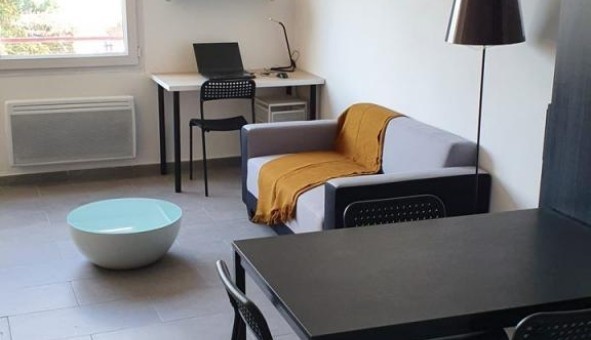 Logement tudiant Studio à Avignon (84000)