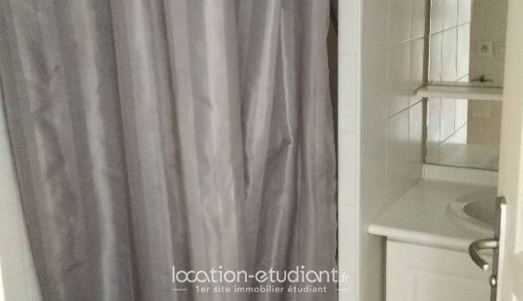 Logement tudiant Location Studio Vide Avon (77210)