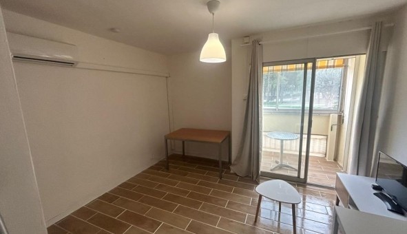 Logement tudiant Location Studio Vide Balaruc les Bains (34540)