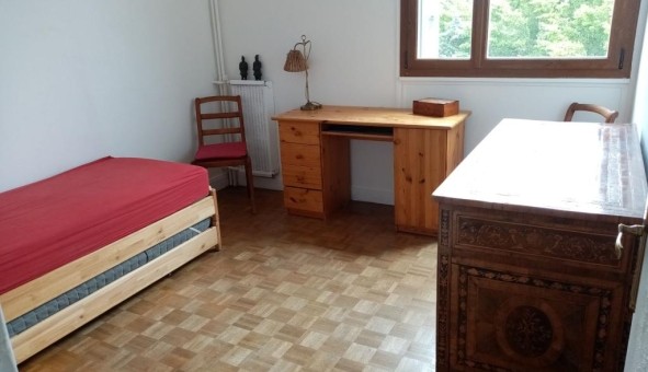 Logement tudiant Studio à Ballainvilliers (91160)