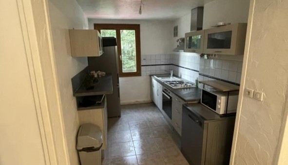 Logement tudiant Location Studio Vide Barberaz (73000)