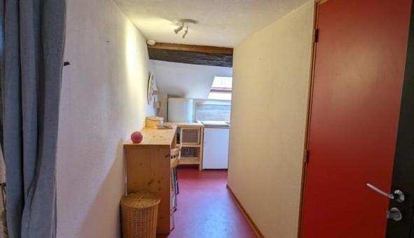 Logement tudiant Location Studio Vide Barberaz (73000)