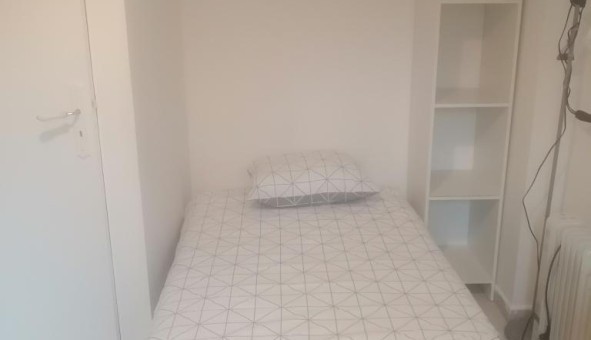 Logement tudiant Studio à Barbey (77130)