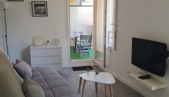 Logement tudiant Location Studio Vide Barjouville (28630)