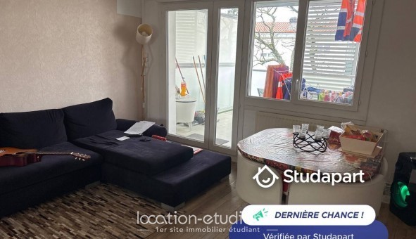 Logement tudiant Location Studio Meublé Bgles (33130)