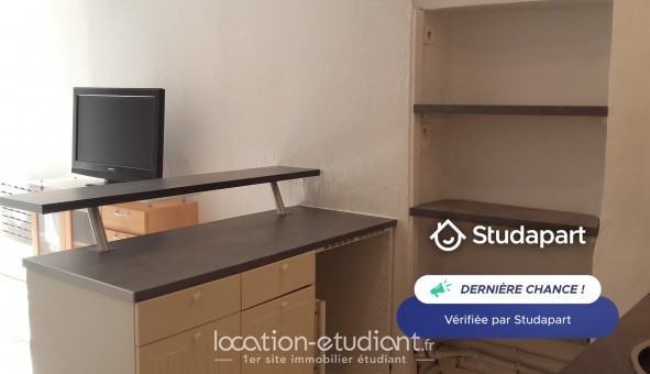 Logement tudiant Studio à Belgentier (83210)