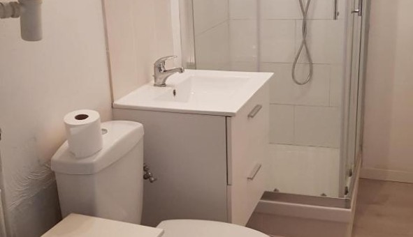 Logement tudiant Studio à Belgentier (83210)