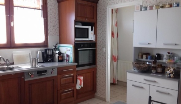 Logement tudiant Location Studio Vide Benquet (40280)