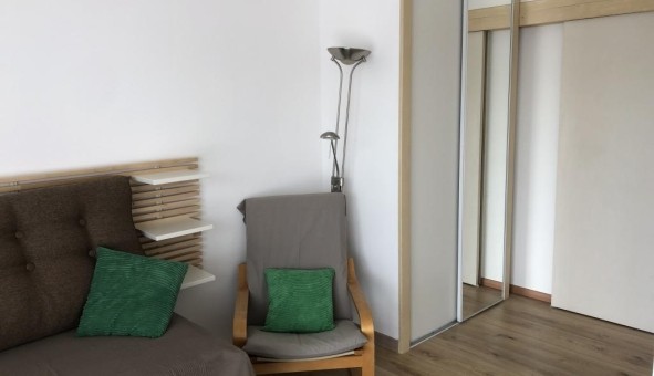 Logement tudiant Studio à Boinvilliers (78200)