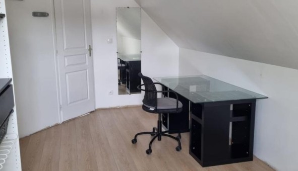 Logement tudiant Location Studio Vide Bois d'Ennebourg (76160)