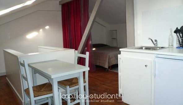 Logement tudiant Studio à Bordeaux (33300)