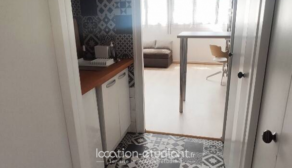 Logement tudiant Location Studio Meublé Bordeaux (33300)