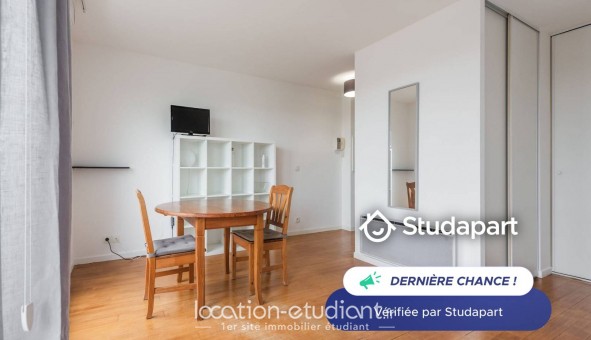 Logement tudiant Location Studio Meublé Bordeaux (33300)