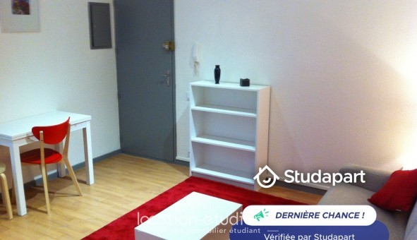 Logement tudiant Location Studio Meublé Bordeaux (33300)