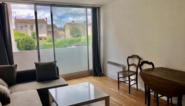 Logement tudiant Location Studio Vide Bordeaux (33300)