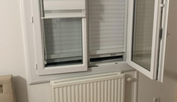 Logement tudiant Studio à Bourg ls Valence (26500)