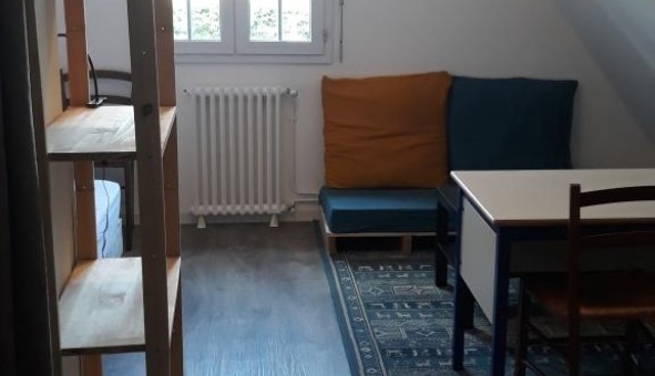 Logement tudiant Location Studio Vide Bourgbarr (35230)