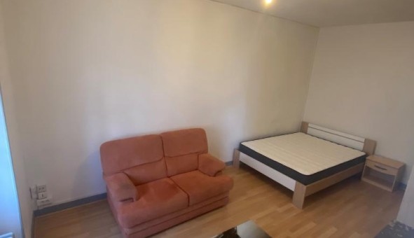 Logement tudiant Studio à Bourges (18000)